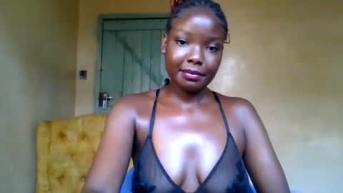 Seductress online show from 3, 10, 2025