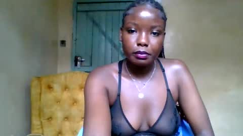 Seductress online show from 6, 10, 2025