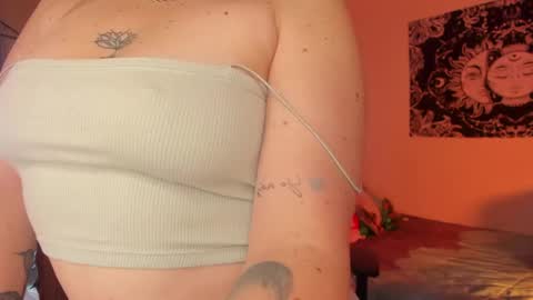 Snapshot of sejmet_5 chatting on 24, 12, 2024 Yeyis online show from 24, 12, 2024