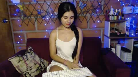 Snapshot of seleena_01 chatting on 25, 9, 2025 seleena_01 online show from 25, 9, 2025