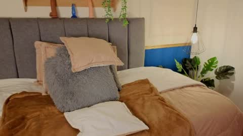 Snapshot of selena__noir chatting on 31, 3, 2026 Call me S E L E N A online show from 31, 3, 2026