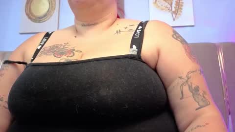 Selena online show from 9, 10, 2025