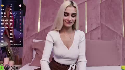 Selena online show from 25, 11, 2025