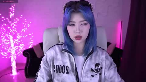 selenairis online show from 12, 2, 2026