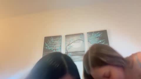 Selena online show from 6, 2, 2026