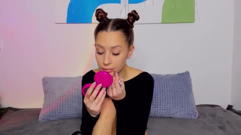 Snapshot of selenarousey chatting on 11, 1, 2025 Selena online show from 11, 1, 2025