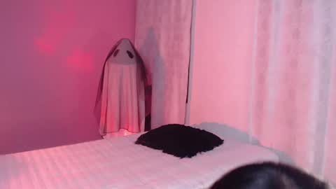 Snapshot of selene_gils chatting on 29, 10, 2025 nathy online show from 29, 10, 2025