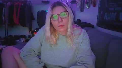 Selene online show from 28, 12, 2024