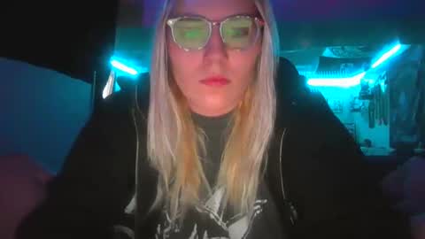 Selene online show from 8, 1, 2025