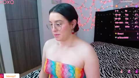 Snapshot of seleneg chatting on 17, 9, 2025 Selene G online show from 17, 9, 2025