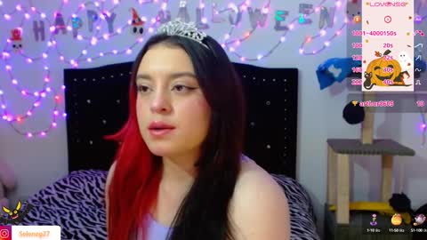 Snapshot of seleneg chatting on 17, 10, 2025 Selene G online show from 17, 10, 2025