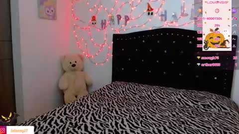 Snapshot of seleneg chatting on 18, 10, 2025 Selene G online show from 18, 10, 2025