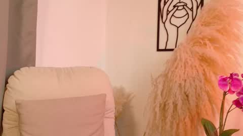 Selene Nova online show from 21, 3, 2026