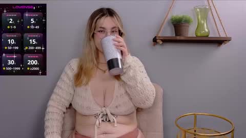 Snapshot of selina_thick chatting on 12, 1, 2025 Selina Mae online show from 12, 1, 2025