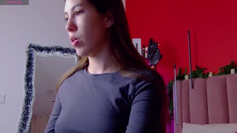 Nicole online show from 11, 12, 2024