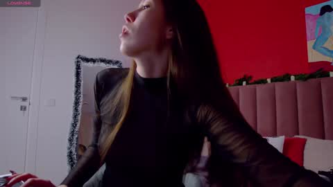 Nicole online show from 17, 12, 2024