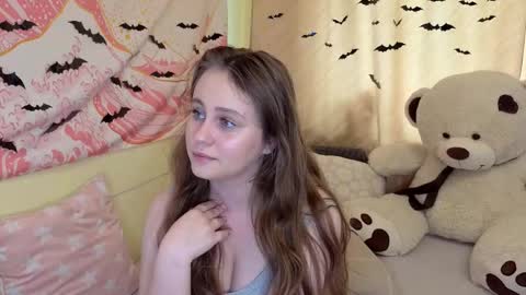 Snapshot of sellyahouston chatting on 12, 11, 2025 Sellya online show from 12, 11, 2025