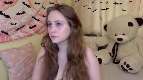 Snapshot of sellyahouston chatting on 13, 11, 2025 Sellya online show from 13, 11, 2025