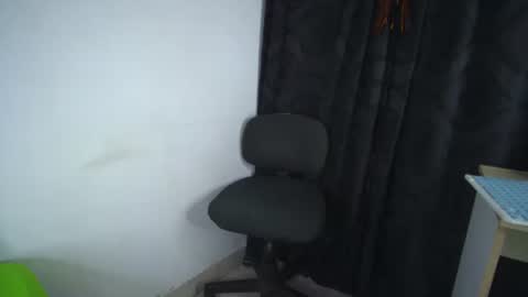 Snapshot of sem_alas chatting on 20, 11, 2025 sem_alas online show from 20, 11, 2025