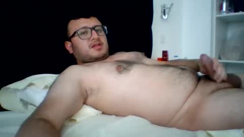 Snapshot of sementalpajero chatting on 4, 1, 2025 sementalpajero online show from 4, 1, 2025