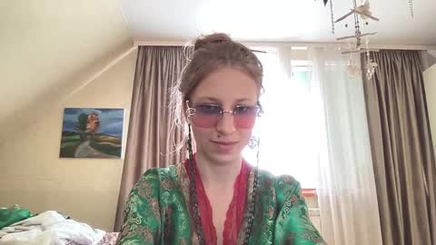 senseinner online show from 26, 9, 2025