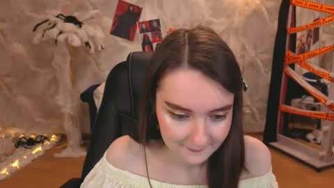 Snapshot of sensemysoul chatting on 9, 11, 2025 sensemysoul online show from 9, 11, 2025