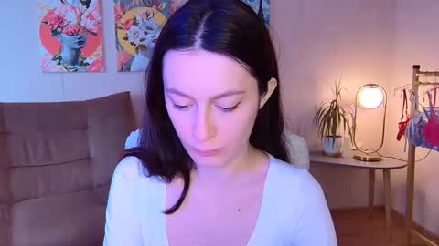 Snapshot of sensuallucy233 chatting on 19, 11, 2025 sensuallucy233 online show from 19, 11, 2025