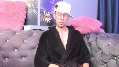 Snapshot of sensualsoulss chatting on 13, 9, 2025 sensualsoulss online show from 13, 9, 2025