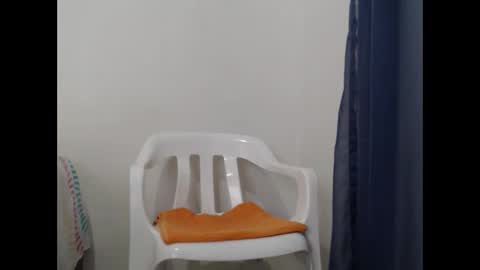 Snapshot of senyeiblack chatting on 22, 2, 2025 Jose online show from 22, 2, 2025