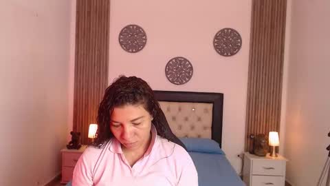 Snapshot of serena_houstonn chatting on 17, 11, 2025 Serena online show from 17, 11, 2025