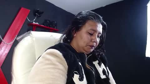 Snapshot of serenamystsh chatting on 3, 11, 2025 serenamystsh online show from 3, 11, 2025