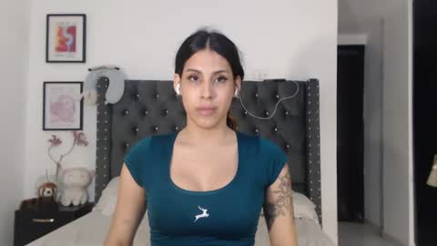 Snapshot of serenaroussee chatting on 6, 12, 2024 sararoussee online show from 6, 12, 2024