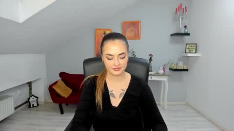 Snapshot of serenlys chatting on 26, 10, 2025 serenlys online show from 26, 10, 2025