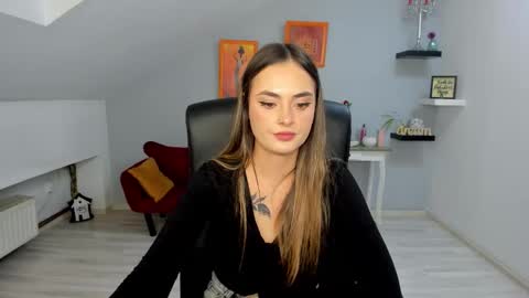 serenlys online show from 11, 11, 2025