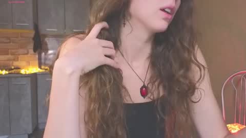 Hey Guys and Girls non-binary personalities  Im Sereta online show from 16, 10, 2025