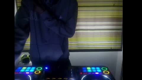 Dj Notorious aka bionik hand online show from 8, 10, 2025