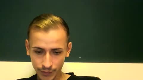 Snapshot of sesinha69 chatting on 31, 10, 2025 Sesinha online show from 31, 10, 2025