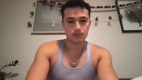 seveninchsteve_ online show from 3, 12, 2024