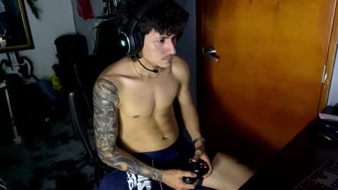 Snapshot of sex_love_sweat chatting on 9, 1, 2026 sex_love_sweat online show from 9, 1, 2026