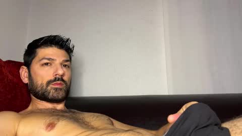 Lucenzo  online show from 9, 1, 2026