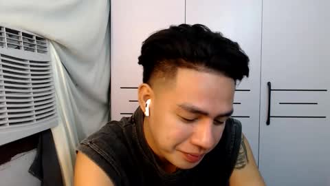 HI I AM JAMESPLEASE LET ME DO SOME HOT SHOWS FOR YOU HERE FOR MY  SCHOOL AND FOR MY FAMILY online show from 9, 11, 2025