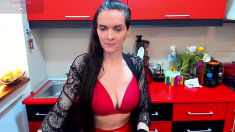 Snapshot of sexqueen1111 chatting on 3, 2, 2025 sexqueen1111 online show from 3, 2, 2025