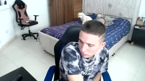 sextinger online show from 10, 1, 2025