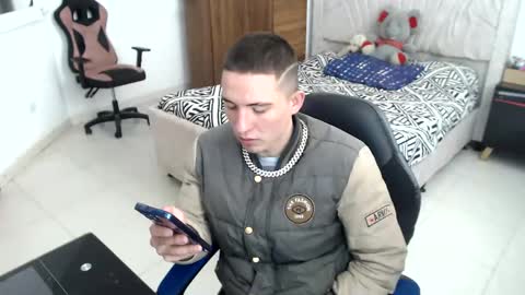 sextinger online show from 12, 1, 2025