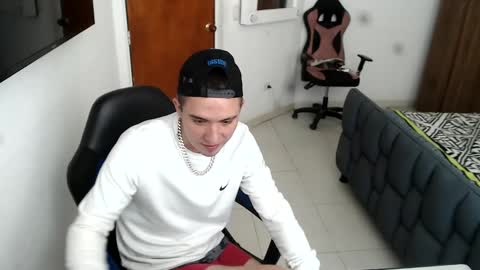 sextinger online show from 22, 1, 2025