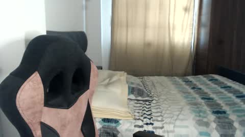 sextinger online show from 24, 2, 2025