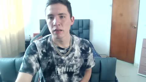sextinger online show from 11, 3, 2025