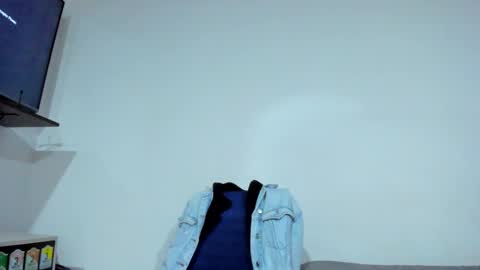 Snapshot of sexx_hunters chatting on 22, 11, 2025 Jax and Lu online show from 22, 11, 2025