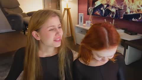 Snapshot of sexxxsirens chatting on 6, 10, 2025 Hannah Monica Annie Andrea Eva Lina online show from 6, 10, 2025