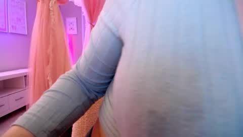 Snapshot of sexxxyprincess chatting on 23, 10, 2025 Princess online show from 23, 10, 2025
